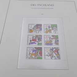 Collection timbres d'Allemagne DDR 1949-1990 complet en 4 albums Leuchtturm.