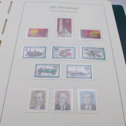 Collection timbres d'Allemagne DDR 1949-1990 complet en 4 albums Leuchtturm.