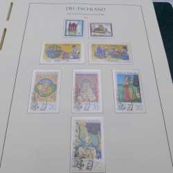 Collection timbres d'Allemagne DDR 1949-1990 complet en 4 albums Leuchtturm.