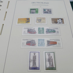 Collection timbres d'Allemagne DDR 1949-1990 complet en 4 albums Leuchtturm.