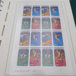 Collection timbres d'Allemagne DDR 1949-1990 complet en 4 albums Leuchtturm.