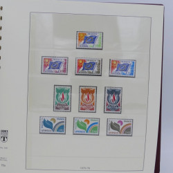 Collection timbres de France 1976-1982 neuf** complet en album Lindner.