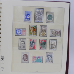 Collection timbres de France 1976-1982 neuf** complet en album Lindner.