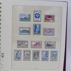 Collection timbres de France 1976-1982 neuf** complet en album Lindner.