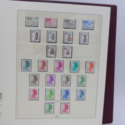 Collection timbres de France 1976-1982 neuf** complet en album Lindner.