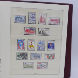 Collection timbres de France 1976-1982 neuf** complet en album Lindner.