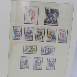 Collection timbres de France 1983-1989 neuf** complet en album Lindner.