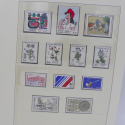 Collection timbres de France 1983-1989 neuf** complet en album Lindner.