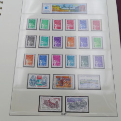 Collection timbres de France 1990-1997 neuf** complet en album Lindner.