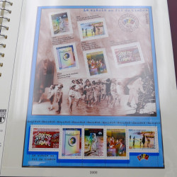 Collection timbres de France 1998-2001 neuf** complet en album Lindner.