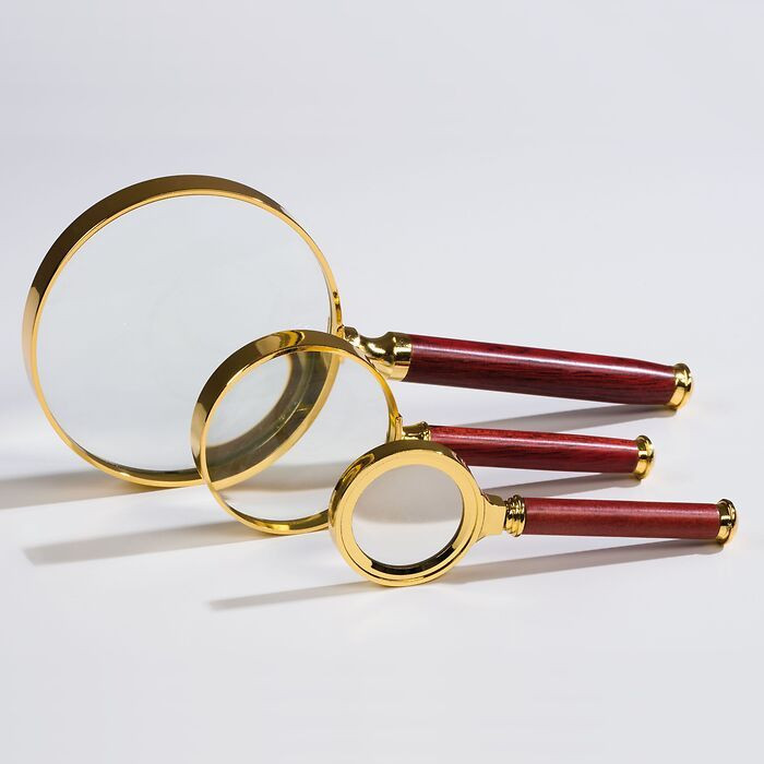 Loupe en métal doré avec lentille diamètre 63mm, tube diamètre 7mm