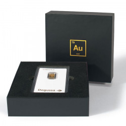 Boîte cadeau Aurum pour un lingot d’or sous blister.