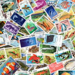 Poissons timbres thématiques tous différents.