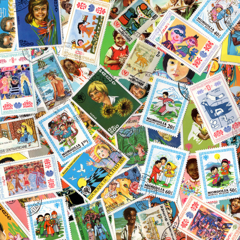Enfance 50 timbres thématiques tous différents.