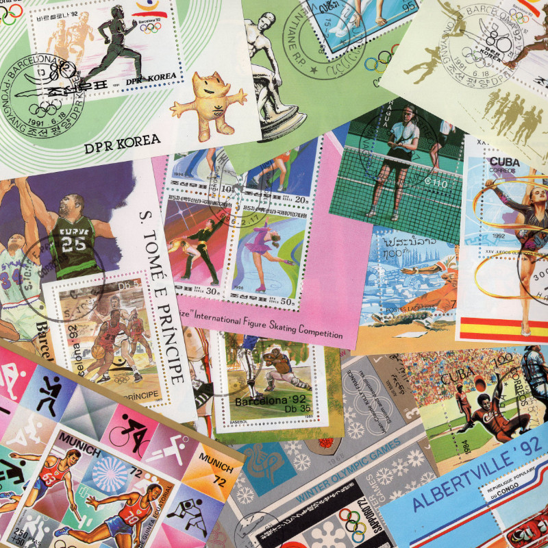 Sports blocs-feuillets de timbres thématiques.
