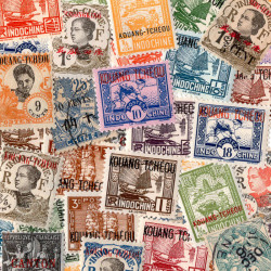 25 timbres des bureaux Français en Chine tous différents.