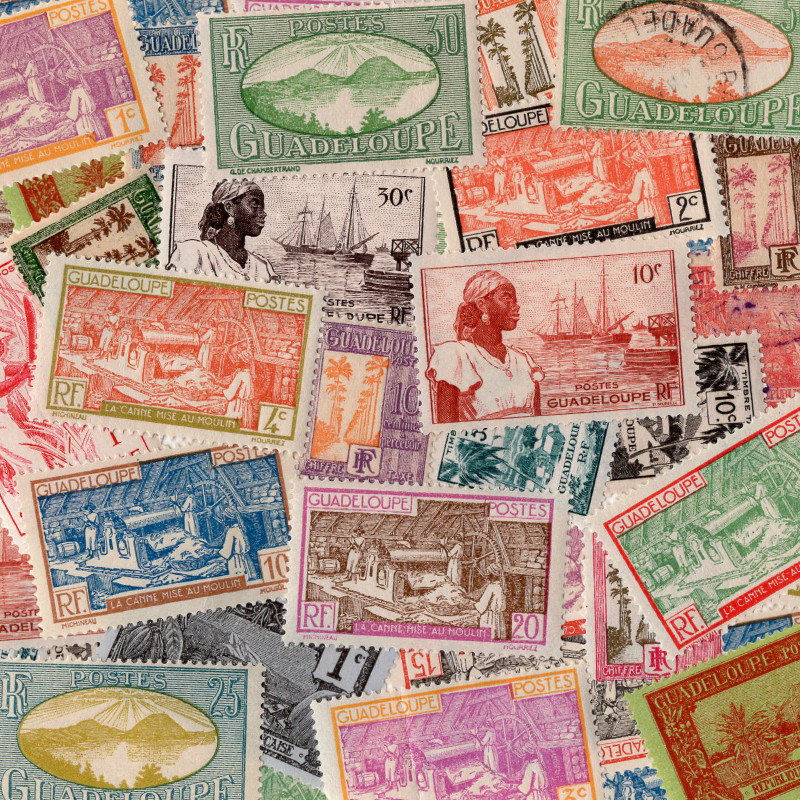 Guadeloupe timbres de collection tous différents.