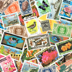 Wallis et Futuna timbres de collection tous différents.