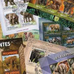 Éléphants 10 blocs-feuillets de timbres thématiques.