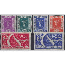 Exposition internationale de Paris timbres de France N°322-327 série neuf*.