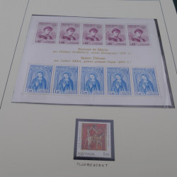 Collection timbres d'Europa 1956-1977 complet en 2 albums Safe.