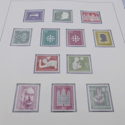 Collection timbres d'Allemagne RFA 1956-1977 neuf** en 2 albums Safe.