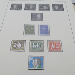 Collection timbres d'Allemagne RFA 1956-1977 neuf** en 2 albums Safe.