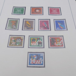 Collection timbres d'Allemagne RFA 1956-1977 neuf** en 2 albums Safe.