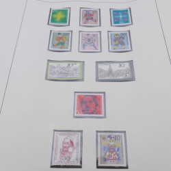 Collection timbres d'Allemagne RFA 1956-1977 neuf** en 2 albums Safe.
