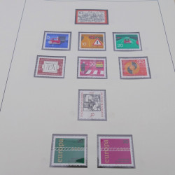 Collection timbres d'Allemagne RFA 1956-1977 neuf** en 2 albums Safe.