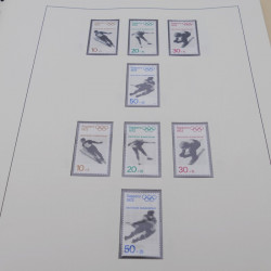 Collection timbres d'Allemagne RFA 1956-1977 neuf** en 2 albums Safe.
