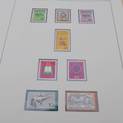 Collection timbres d'Allemagne RFA 1956-1977 neuf** en 2 albums Safe.