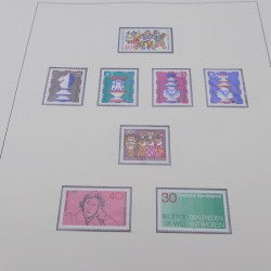 Collection timbres d'Allemagne RFA 1956-1977 neuf** en 2 albums Safe.