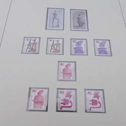 Collection timbres d'Allemagne RFA 1956-1977 neuf** en 2 albums Safe.