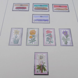 Collection timbres d'Allemagne RFA 1956-1977 neuf** en 2 albums Safe.