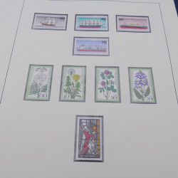 Collection timbres d'Allemagne RFA 1956-1977 neuf** en 2 albums Safe.