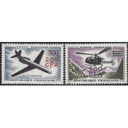La Réunion surcharge CFA timbres poste aérienne N°56-57 série neuf**.