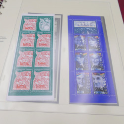 Collection carnets de France 1978-2002 neufs en album Safe.