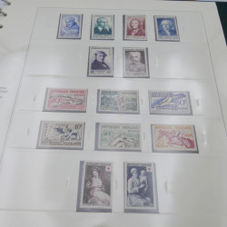 Collection timbres de France 1938-1957 neuf** complète en album Safe.