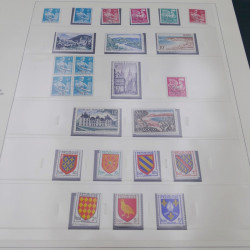 Collection timbres de France 1938-1957 neuf** complète en album Safe.