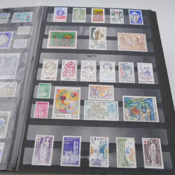 Collection timbres de France 1967-1983 neuf** en un album.