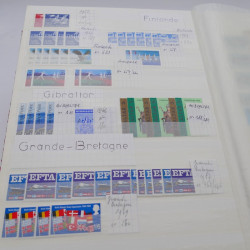 Collection timbres Idées Européennes neufs** en album.