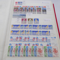 Collection timbres Idées Européennes neufs** en album.