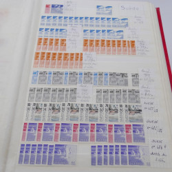 Collection timbres Idées Européennes neufs** en album.