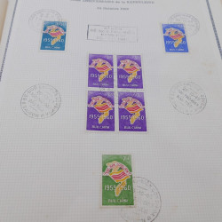 Lot de timbres de Vietnam neufs et oblitérés en 7 albums.