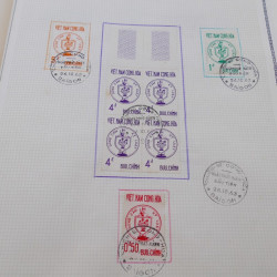 Lot de timbres de Vietnam neufs et oblitérés en 7 albums.