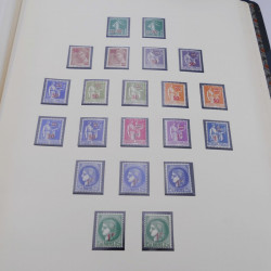 Collection timbres de France neufs 1940-1945 complet en album.