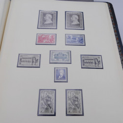 Collection timbres de France neufs 1940-1945 complet en album.