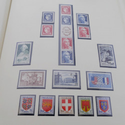 Collection timbres de France neufs 1946-1972 complet en album.