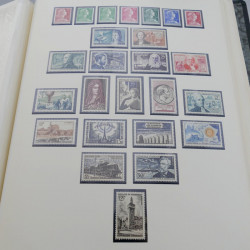 Collection timbres de France neufs 1946-1972 complet en album.